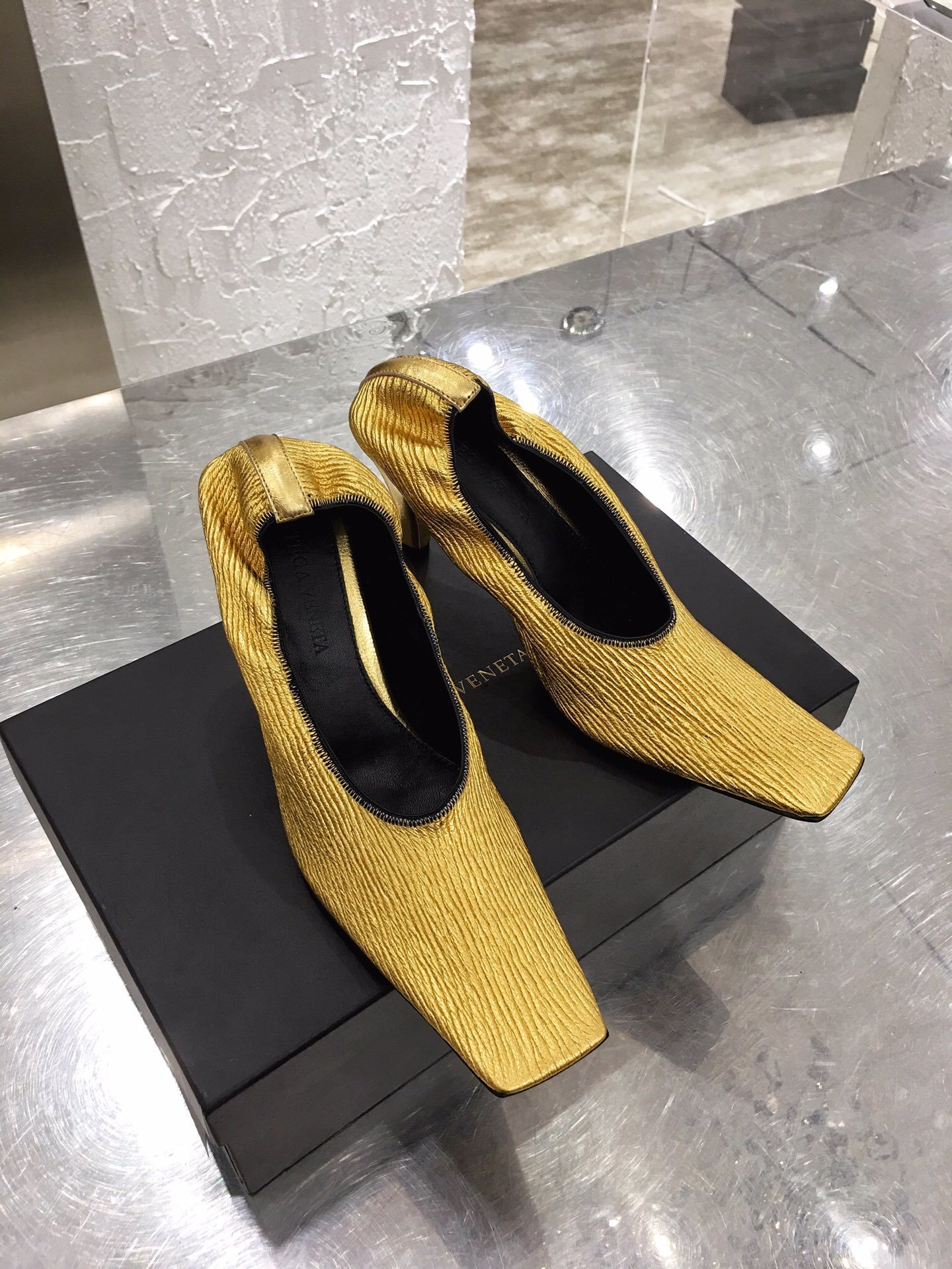 BV.BottegaVeneta20