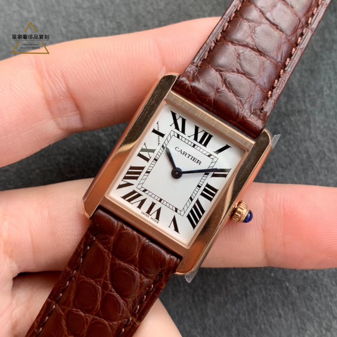 Cartier 卡地亚坦克系列女表，各种颜色挑选
