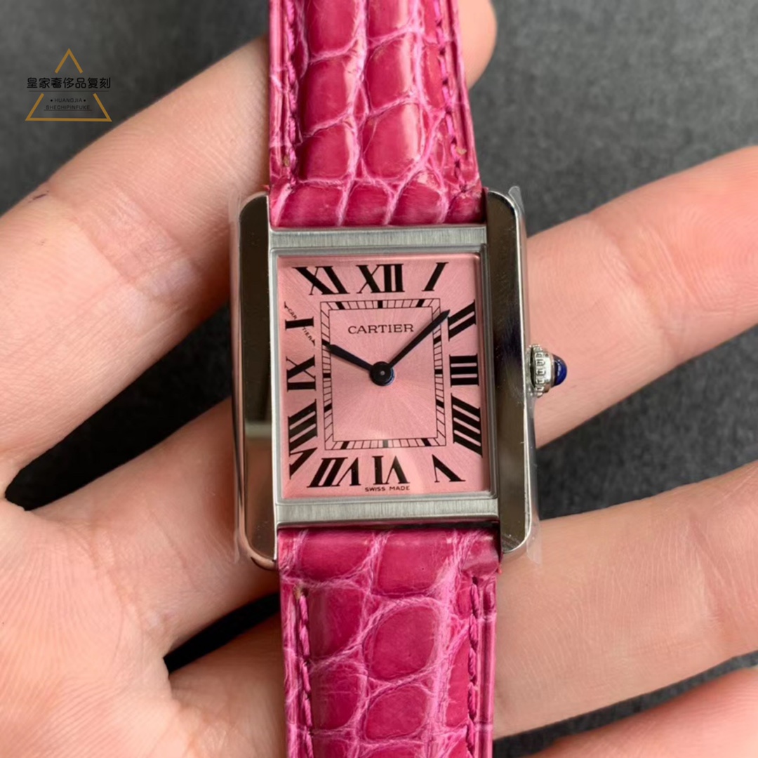 Cartier 卡地亚坦克系列女表，各种颜色挑选