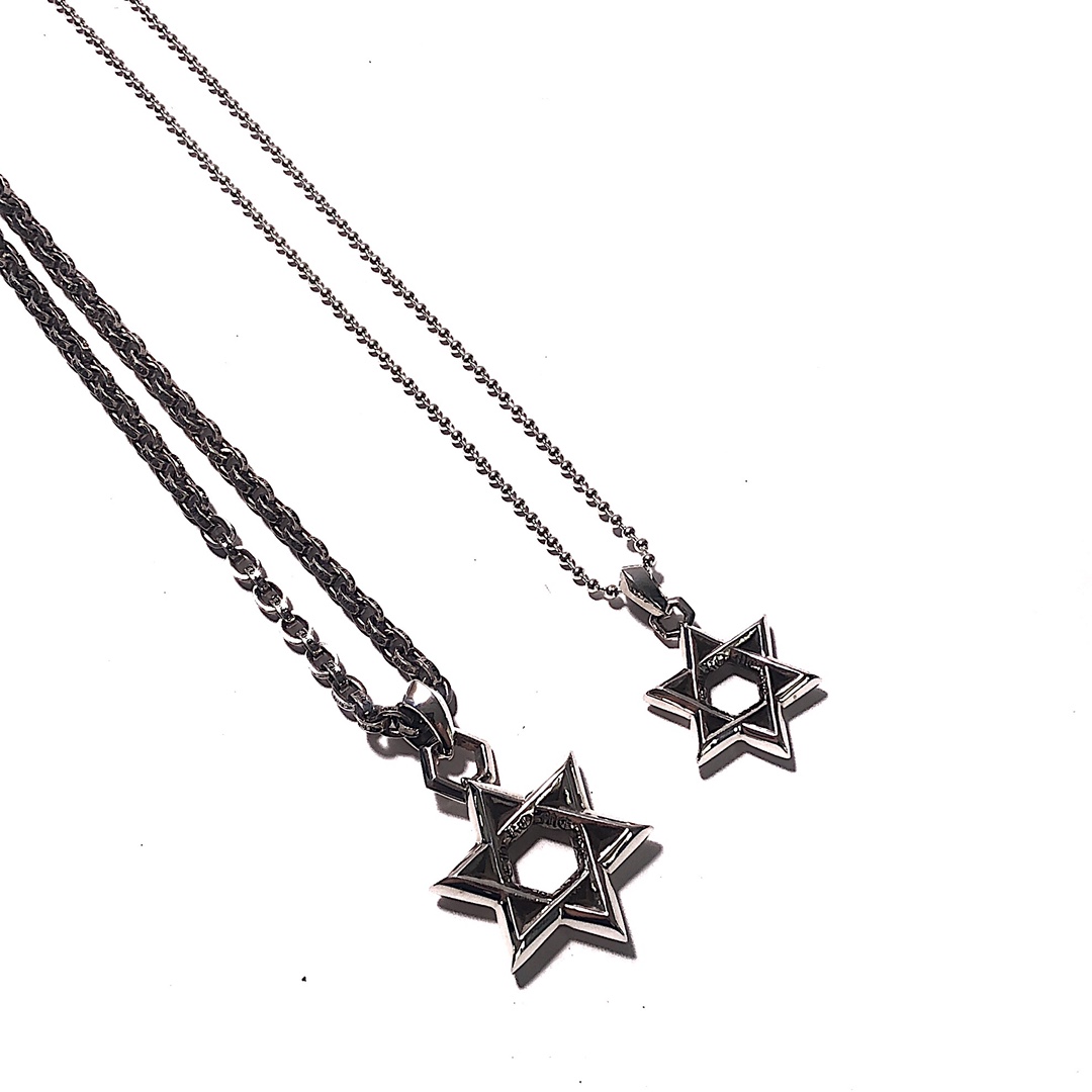 Chrome Hearts 𝗖𝗵𝗿𝗼𝗺𝗲 𝗛𝗲𝗮𝗿𝘁𝘀 克罗心 六芒星情侣项链