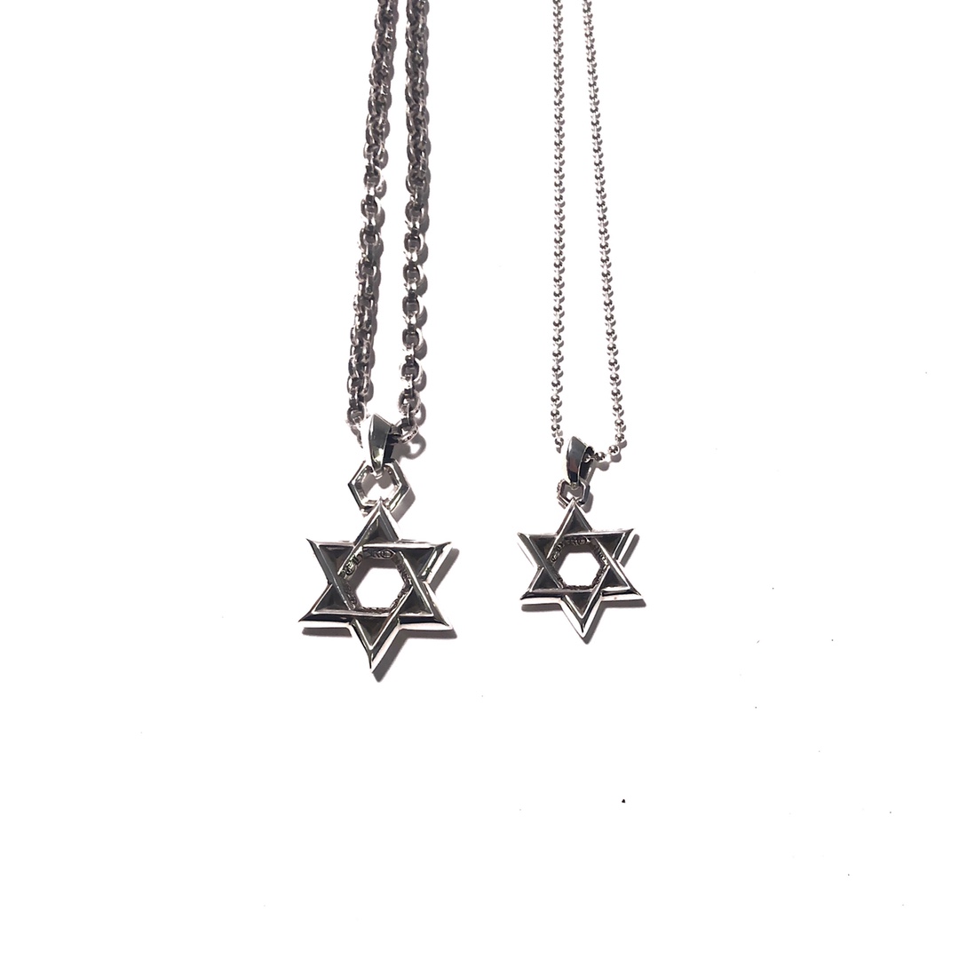 Chrome Hearts 𝗖𝗵𝗿𝗼𝗺𝗲 𝗛𝗲𝗮𝗿𝘁𝘀 克罗心 六芒星情侣项链
