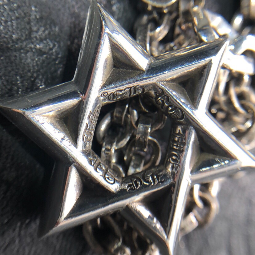 Chrome Hearts 𝗖𝗵𝗿𝗼𝗺𝗲 𝗛𝗲𝗮𝗿𝘁𝘀 克罗心 六芒星情侣项链