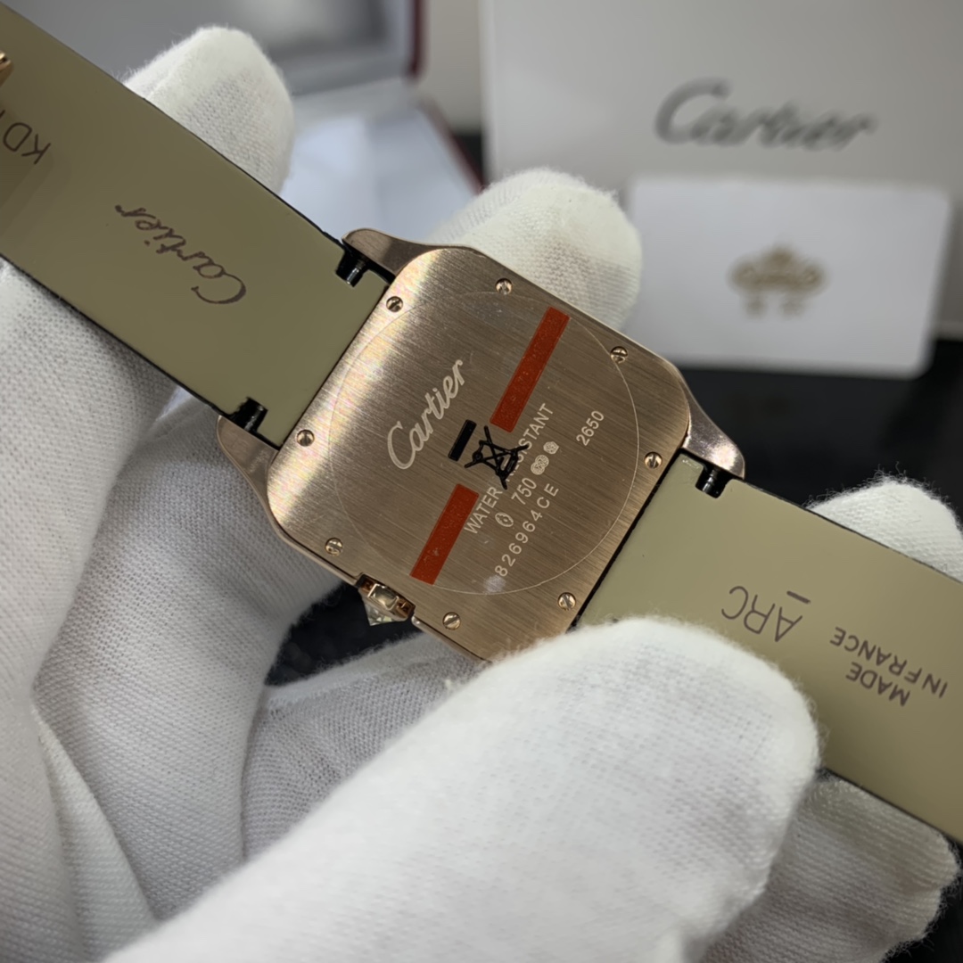 Cartier 皇家 卡地亚山度士系列镶钻女表