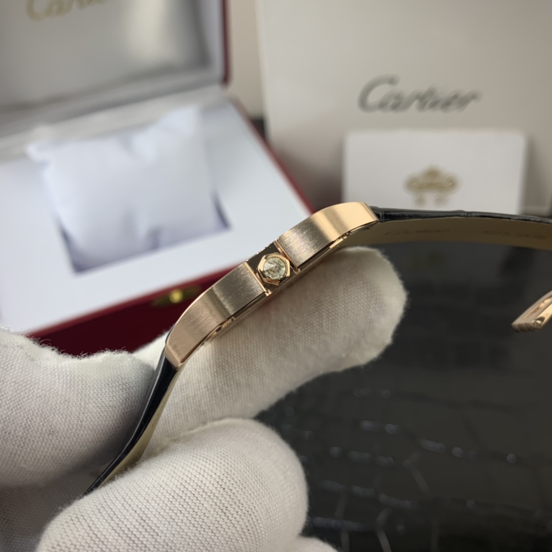 Cartier 皇家 卡地亚山度士系列镶钻女表