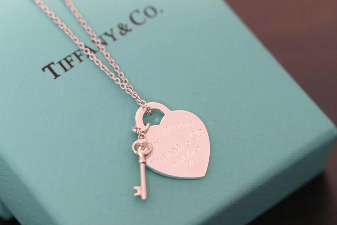 Tiffany & Co. Tiff &Co. 心锁 纯银 锁骨项链