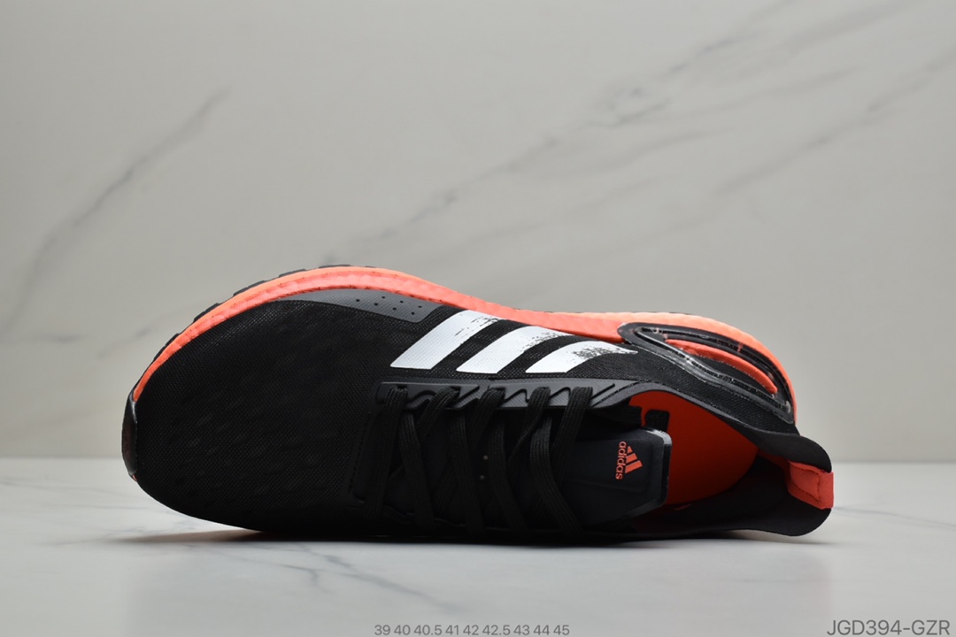180 公司级阿迪达斯Adidas  ULTRABOOST   PB 袜套式针织鞋面休闲运动慢跑鞋 货号：EG0428