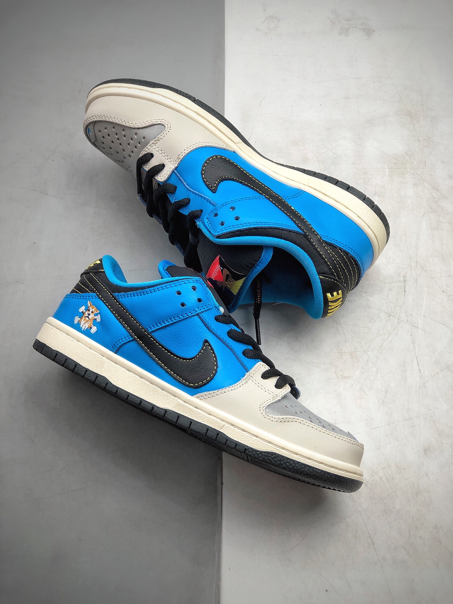 250 日本知名滑板店铺 Instant Skateboard x Nike Dunk Low 联名限定运动休闲板鞋 CZ5128-400