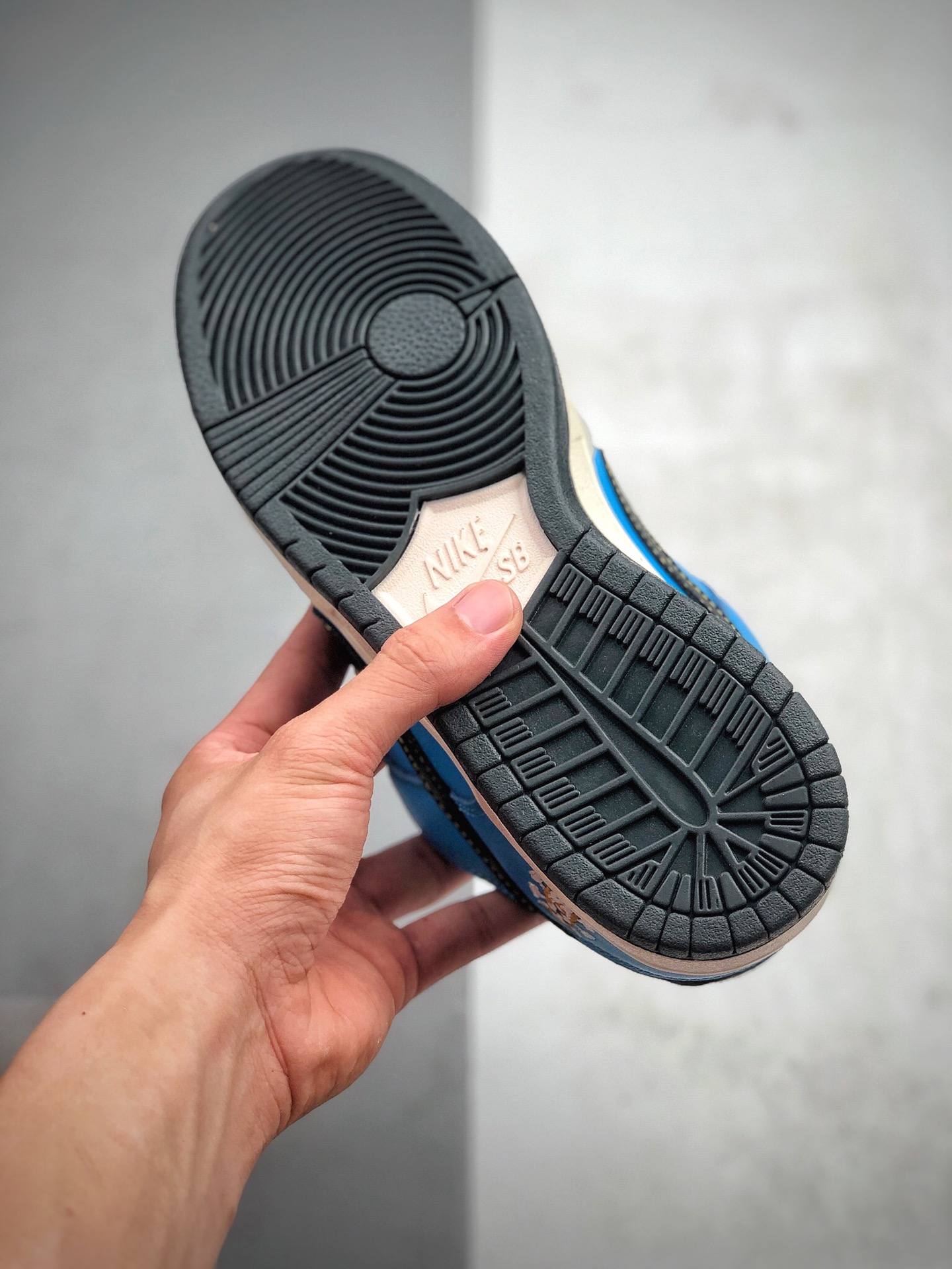 250 日本知名滑板店铺 Instant Skateboard x Nike Dunk Low 联名限定运动休闲板鞋 CZ5128-400