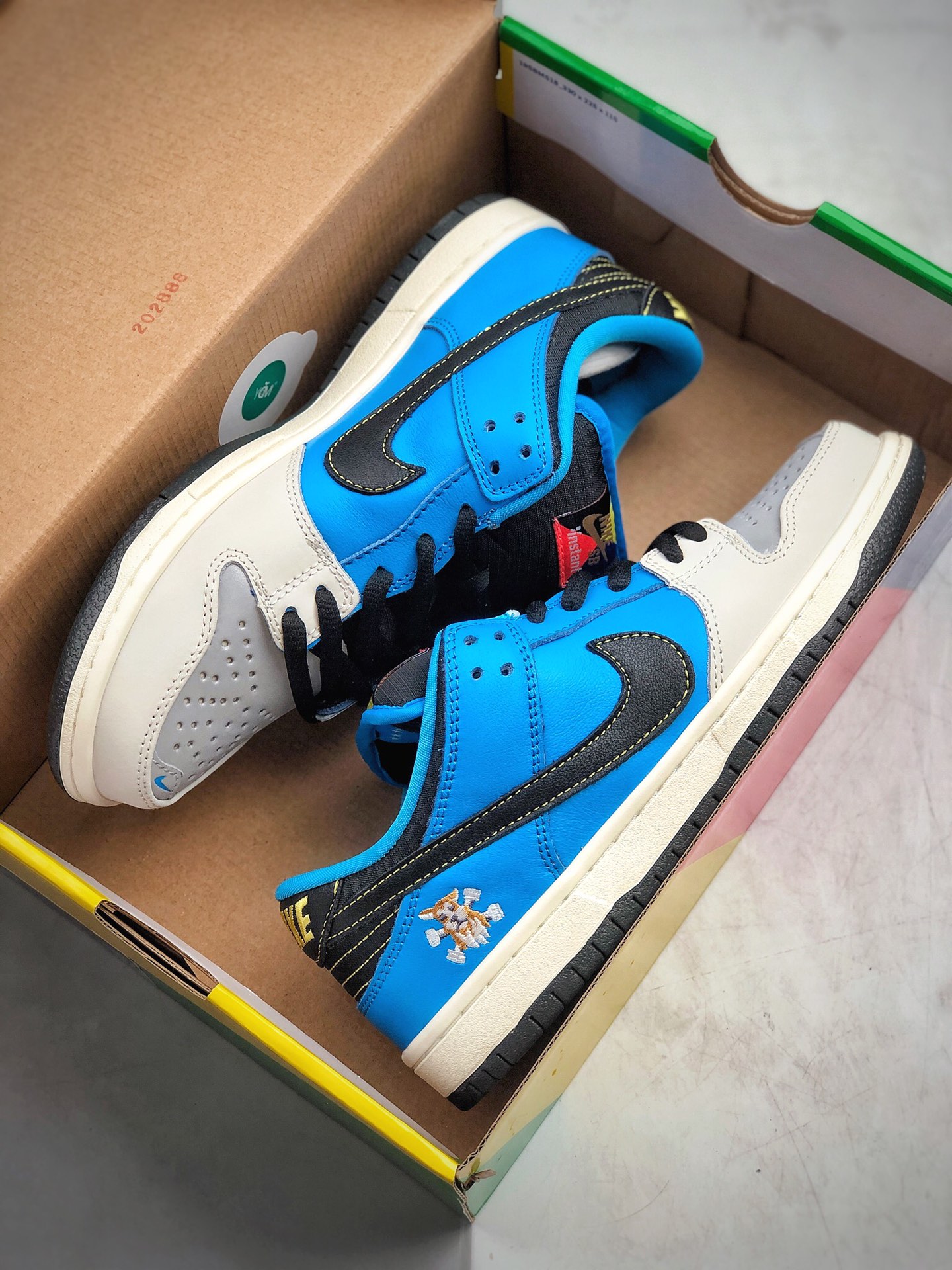 250 日本知名滑板店铺 Instant Skateboard x Nike Dunk Low 联名限定运动休闲板鞋 CZ5128-400
