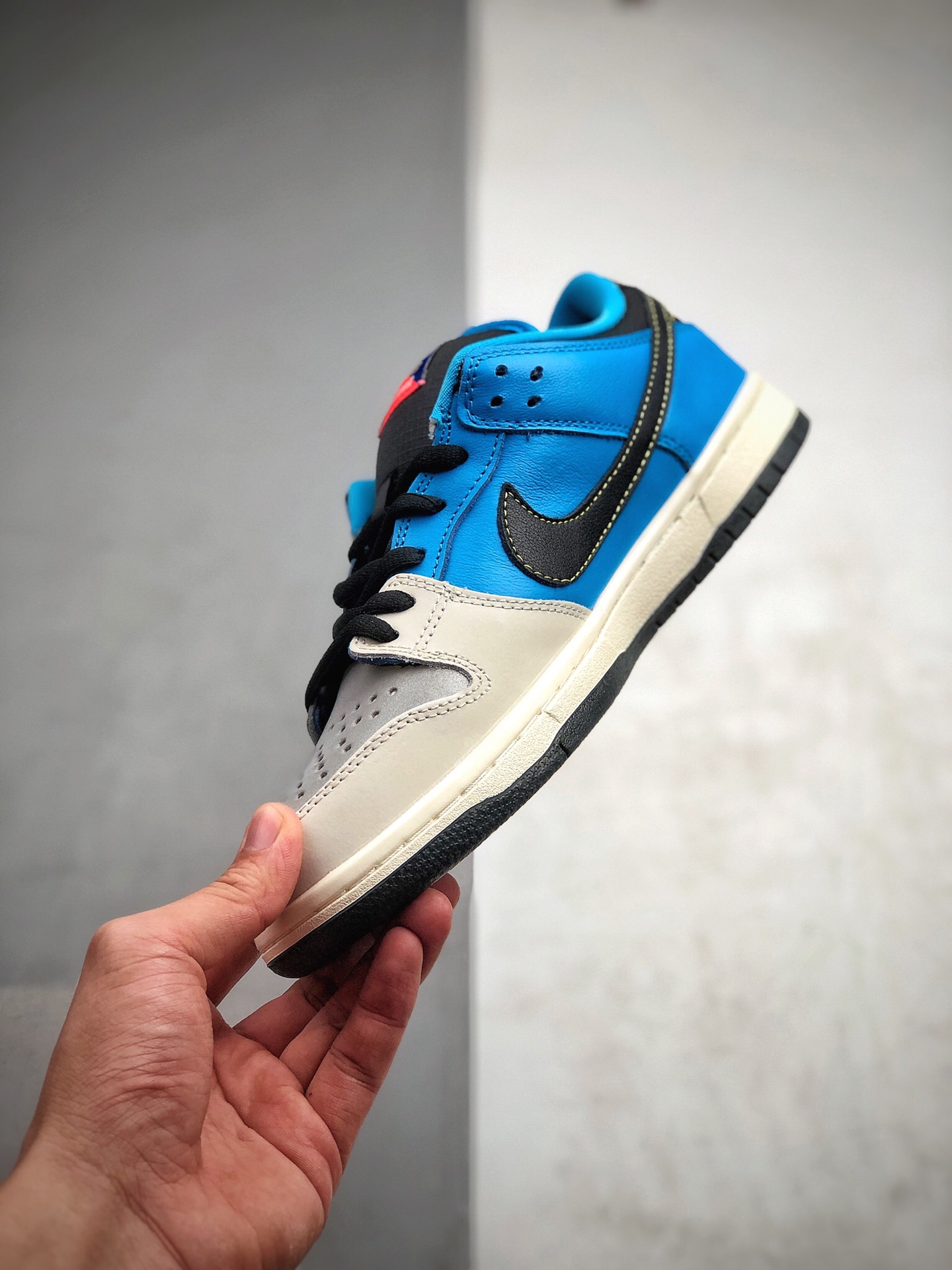 250 日本知名滑板店铺 Instant Skateboard x Nike Dunk Low 联名限定运动休闲板鞋 CZ5128-400