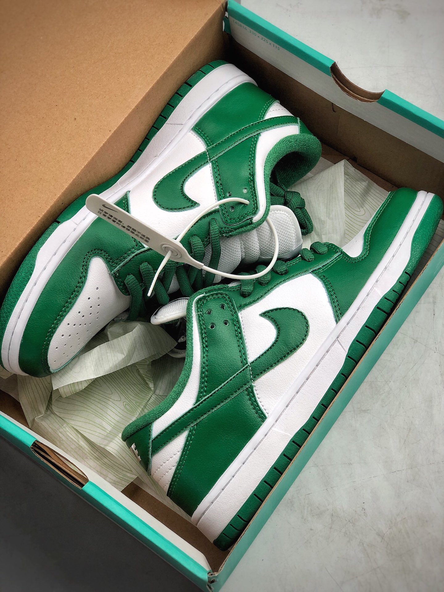 200  耐克Nike Dunk SB Low SP Brazil复古低帮休闲运动滑板板鞋  CU1727-700