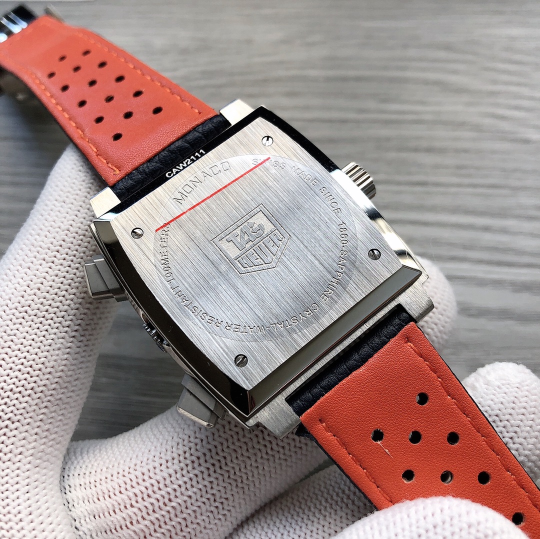 TAG Heuer Monaco CAW211T.FC6440: Multi-Purpose Steel Wristwatch Review - 图片 6