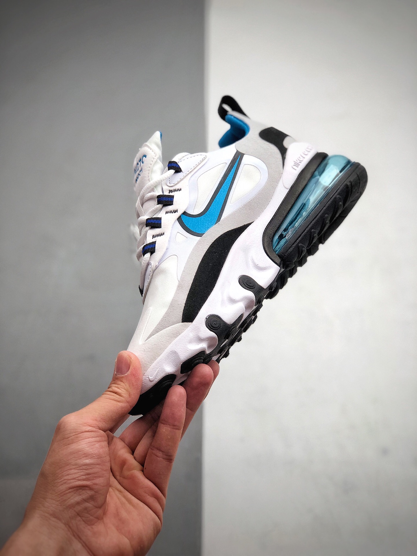 180 耐克 Nike React Air Max 270 React 高桥盾网纱系列 机能半气垫跑步鞋 CT1280-101