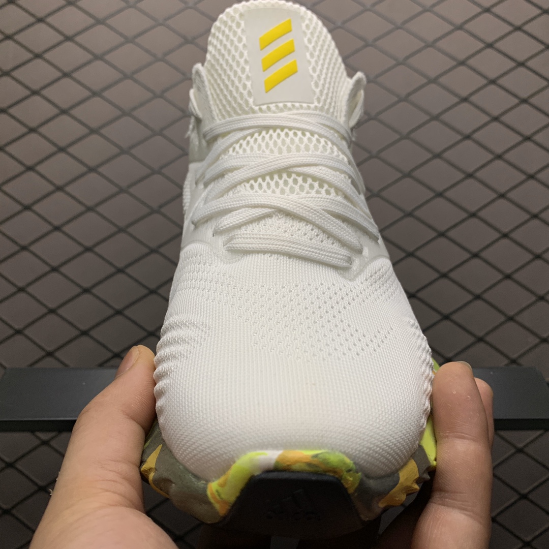 200 Adidas 阿迪达斯 AlphaBounce  Beyond m 阿尔法10代 网面休闲跑步鞋 CG3306