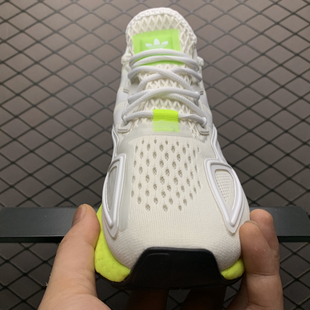 250 Adidas 阿迪达斯 ZX 2K 易烊千玺代言款 爆米花中底跑鞋 FW0482