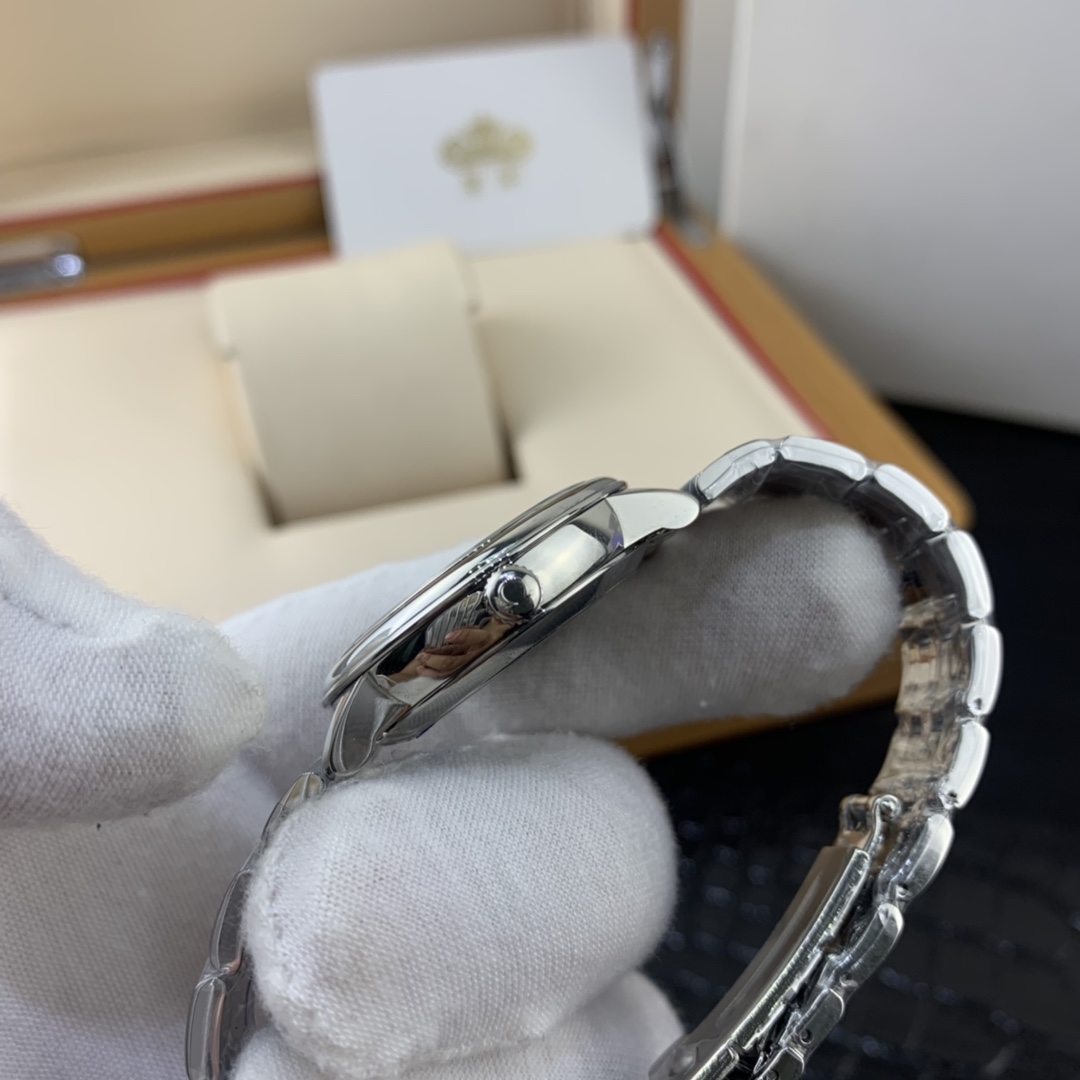Omega 皇家 欧米茄蝶飞系列女表