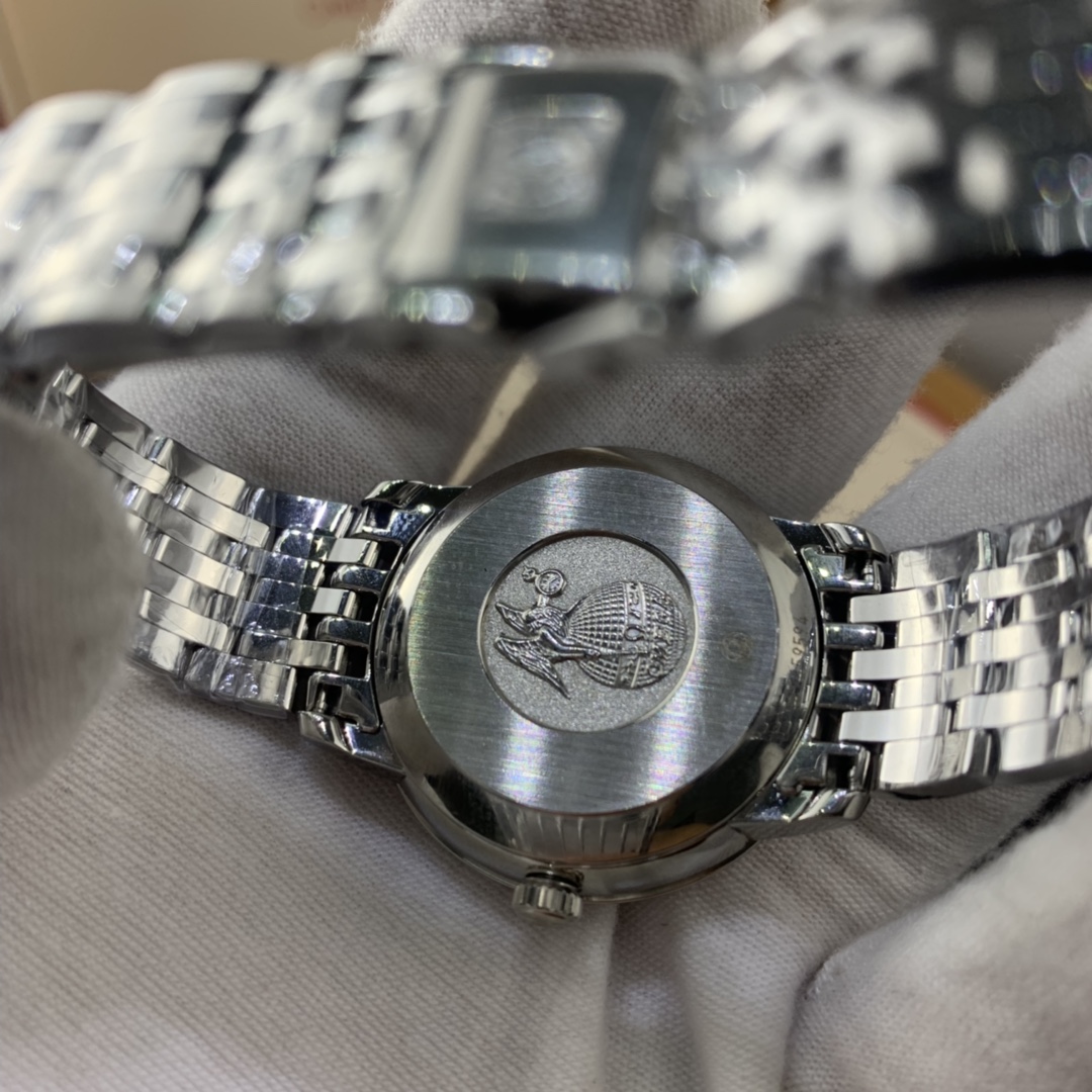 Omega 皇家 欧米茄蝶飞系列女表