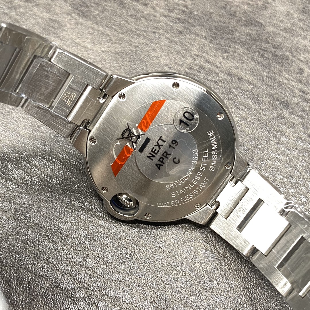 Cartier 卡地亚蓝气球系列 客户定制版 该款定制需要3天 型号WE9003Z3 女士表径33毫米