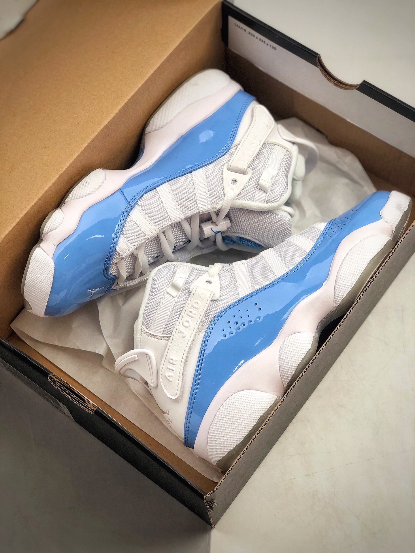 250  耐克Nike Air Jordan 6 RIngs“北卡蓝” 六冠王 乔丹6代时尚休闲篮球鞋cw7037-100