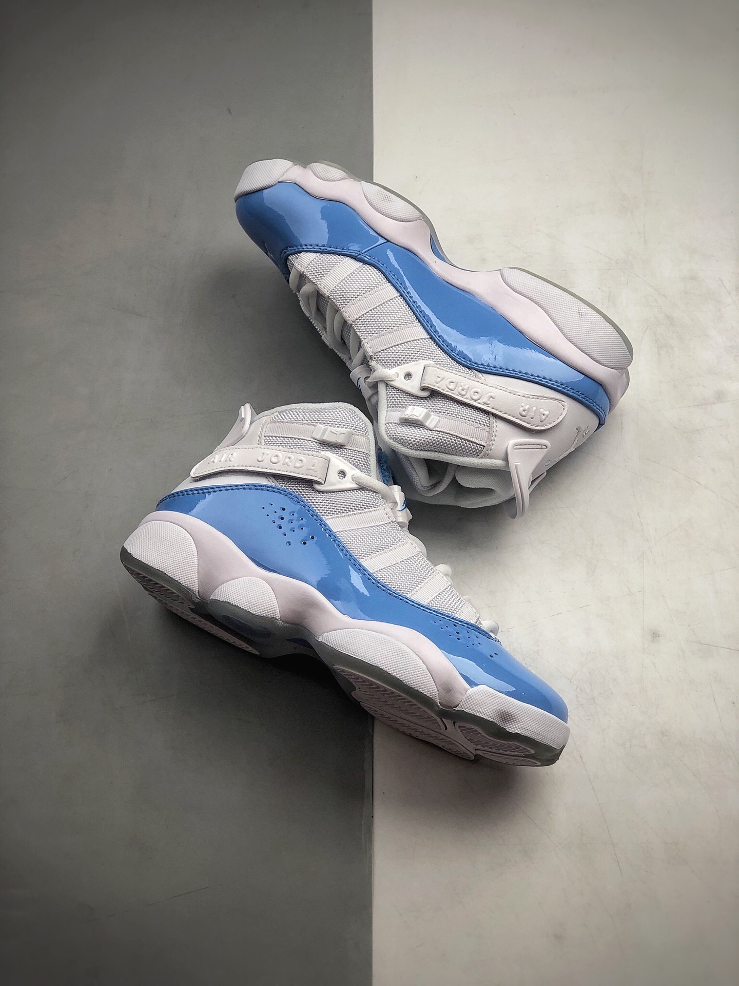 250  耐克Nike Air Jordan 6 RIngs“北卡蓝” 六冠王 乔丹6代时尚休闲篮球鞋cw7037-100