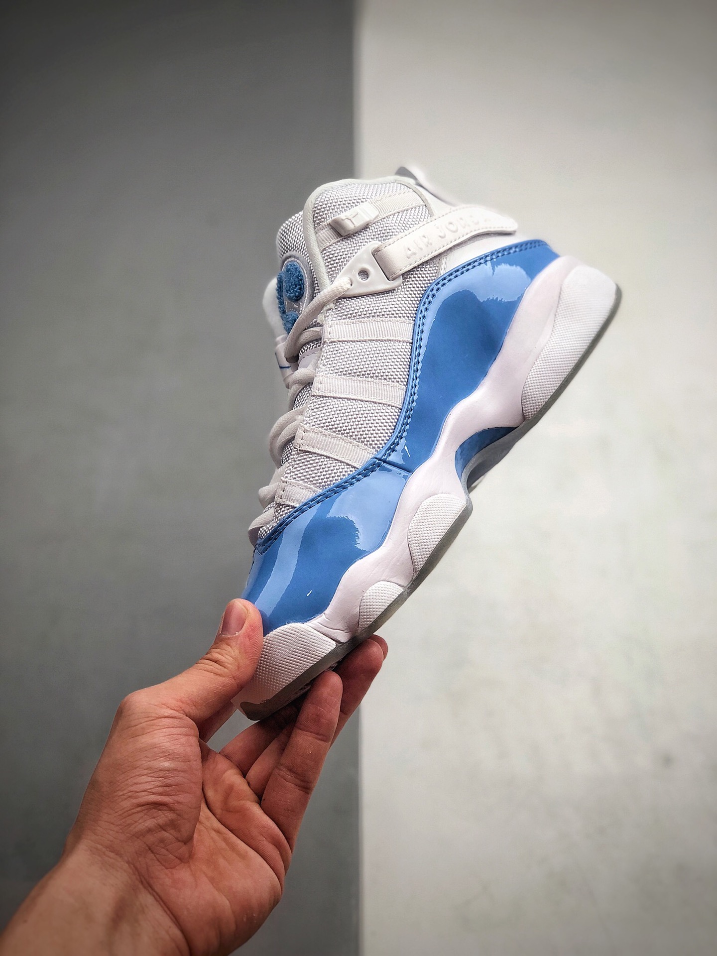 250  耐克Nike Air Jordan 6 RIngs“北卡蓝” 六冠王 乔丹6代时尚休闲篮球鞋cw7037-100