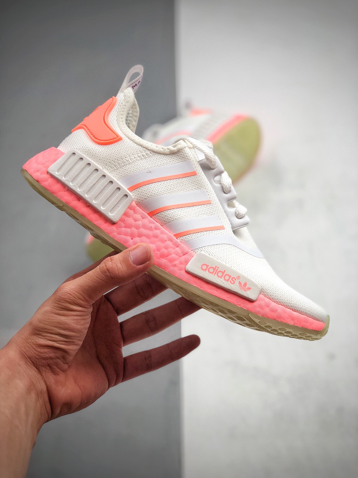 230 Adidas Boost NMD  R1  FY9388