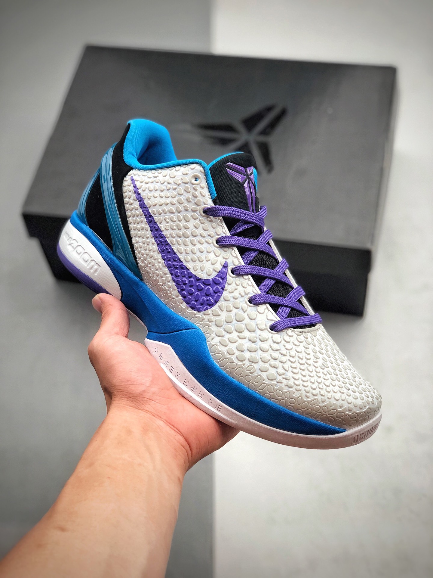 250 Nike Zoom Kobe 6 选秀日  Kobe 6 EricA var首次將科比在球場上的外号“黑曼巴”CW2190-102