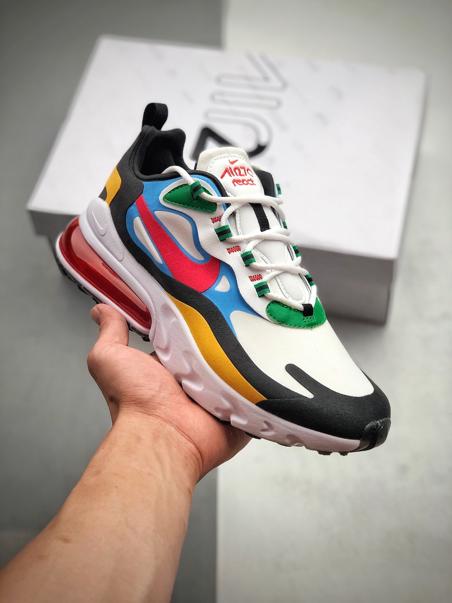 200 耐克 Nike React Air Max 270 React 高桥盾网纱系列 机能半气垫跑步鞋  DA2610-161