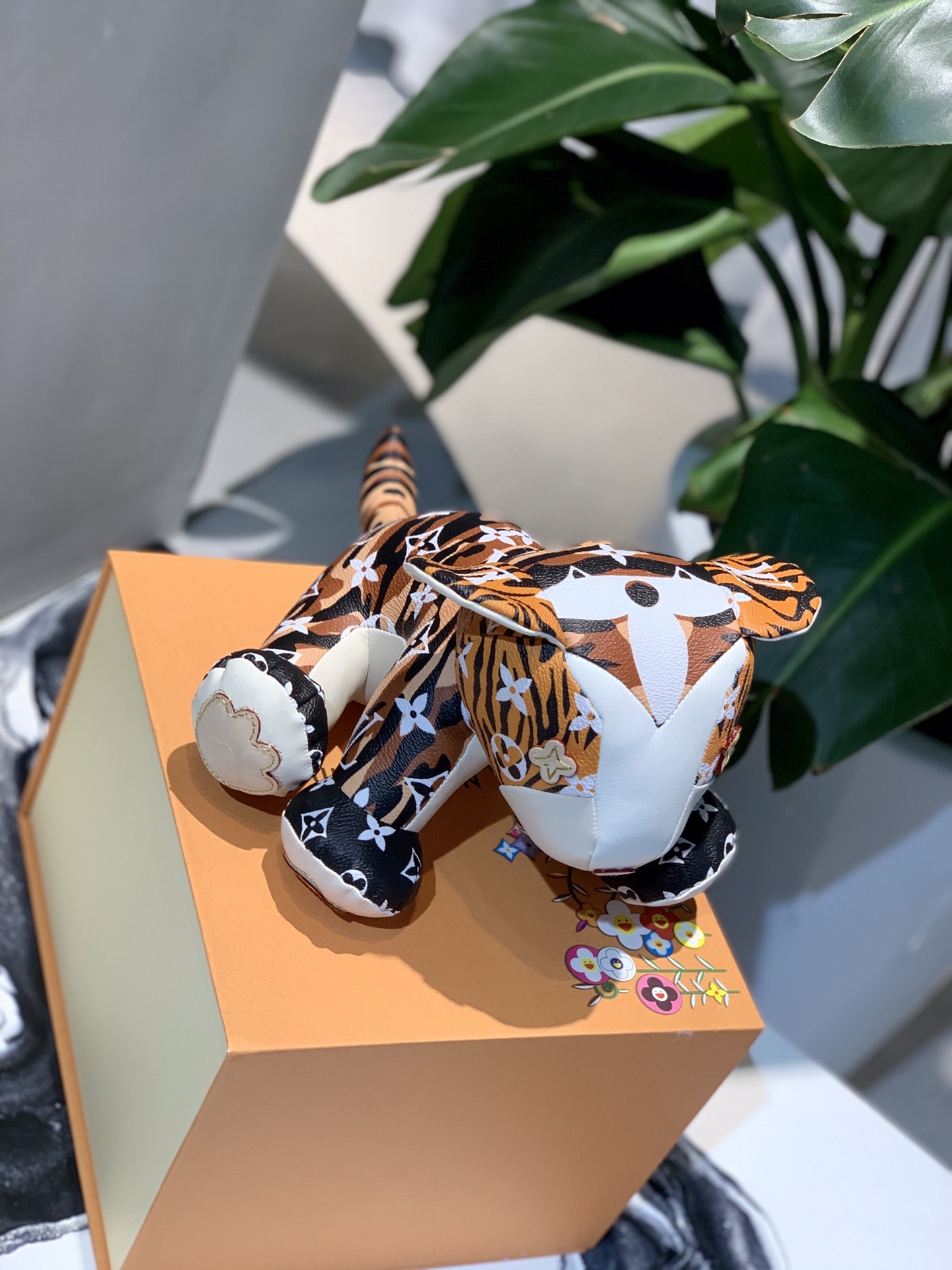 **Doudou Jungle Tiger Figurine** - Comprehensive 2