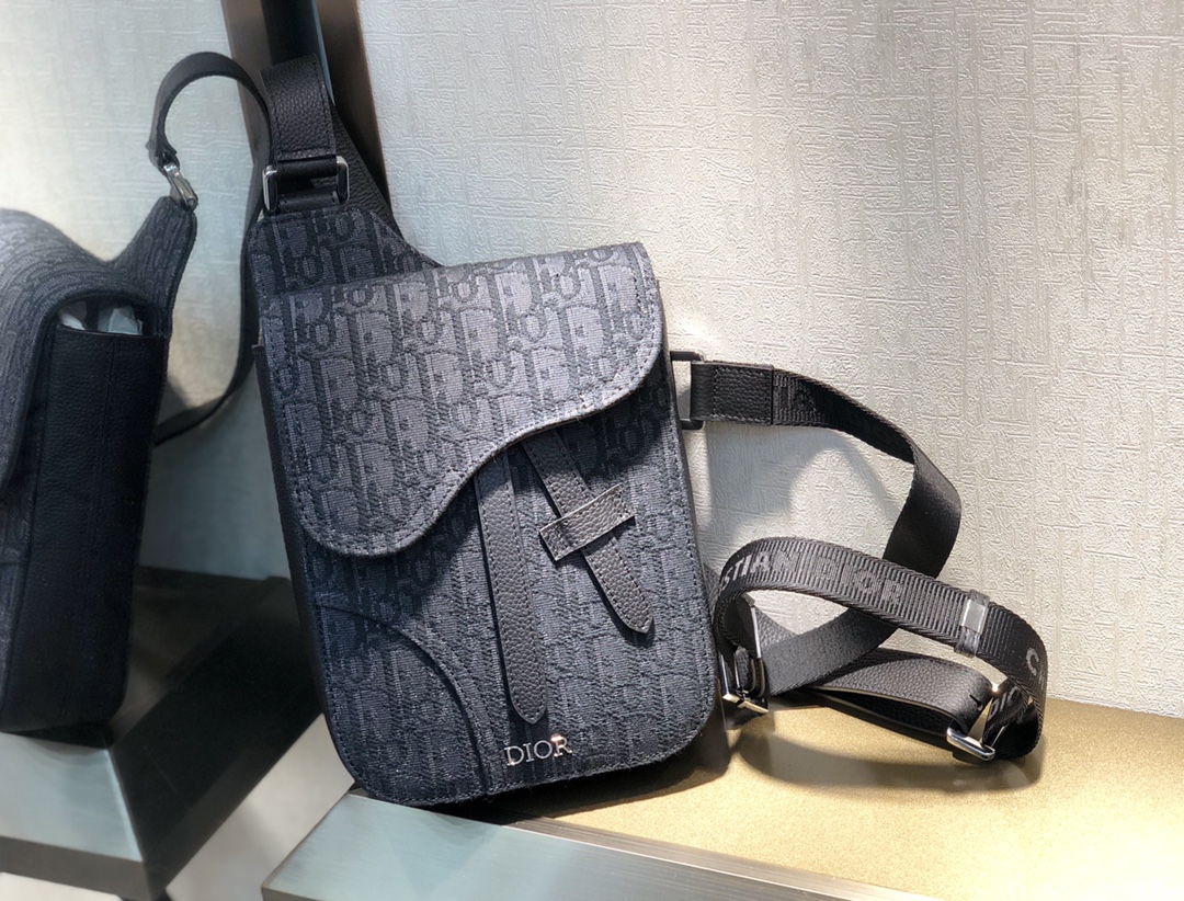 CHANEL Mouton Messenger #QY2SNF