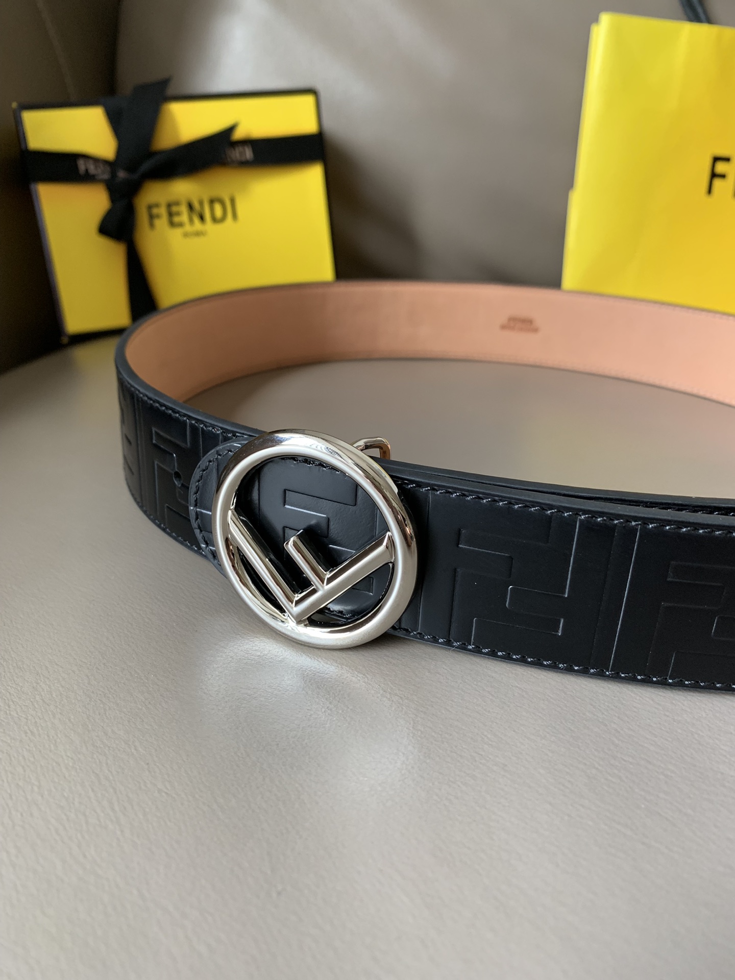 FENDI芬迪专柜同款高端休闲腰带宽