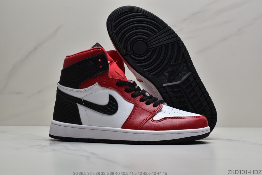 270 公司级 Air Jordan 1 Retro High OG”Satin Snake”  CD0461 601
