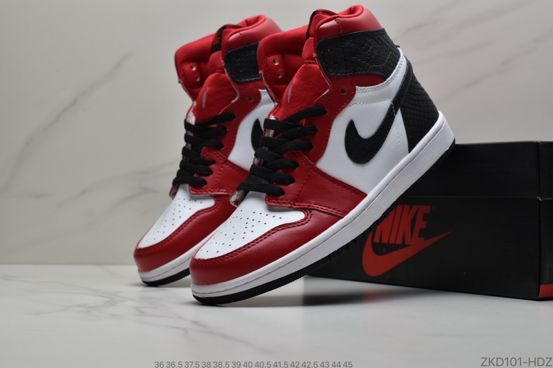 270 公司级 Air Jordan 1 Retro High OG”Satin Snake”  CD0461 601