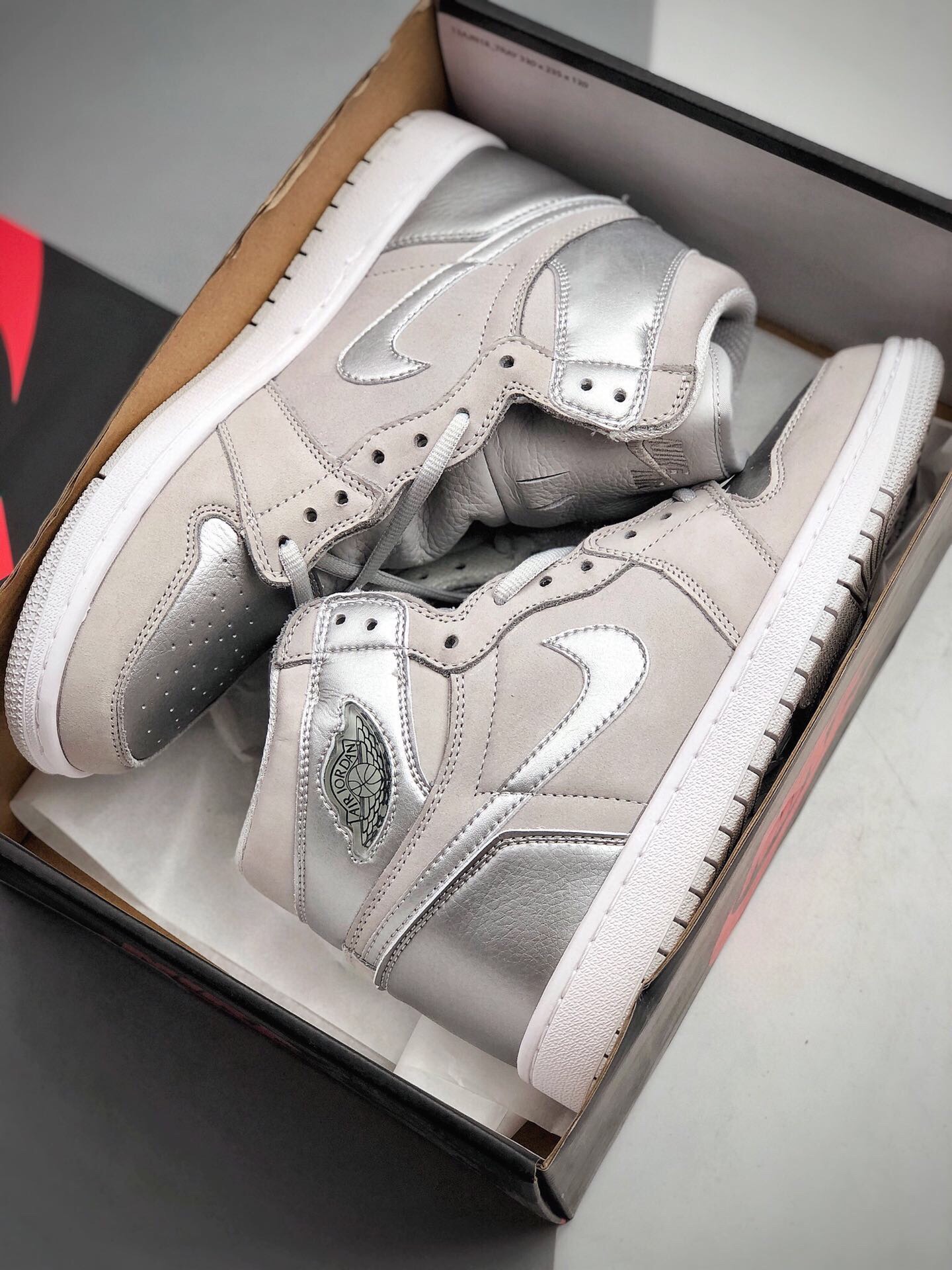 460 Air Jordan 1 High OG 灰麂银皮 DC1788-029