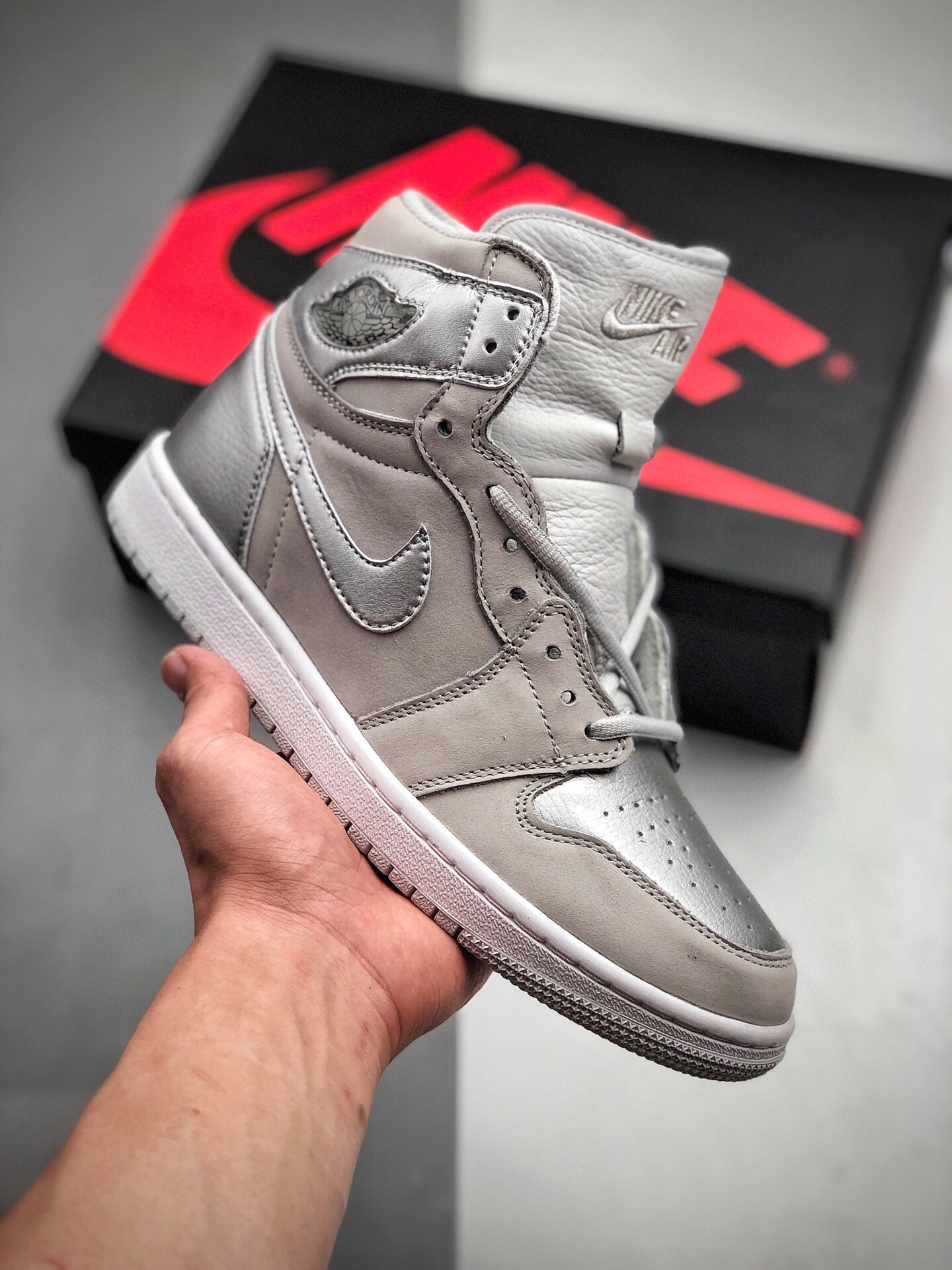 460 Air Jordan 1 High OG 灰麂银皮 DC1788-029