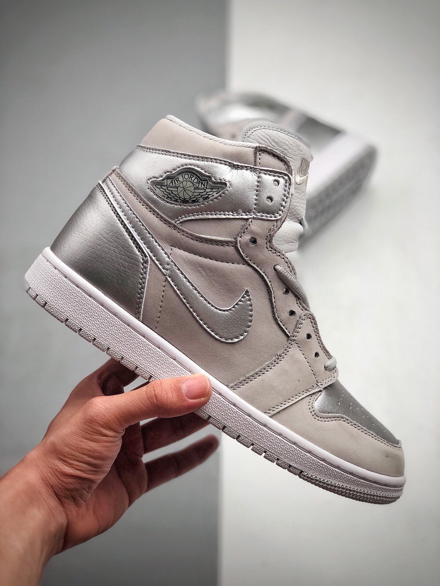 460 Air Jordan 1 High OG 灰麂银皮 DC1788-029