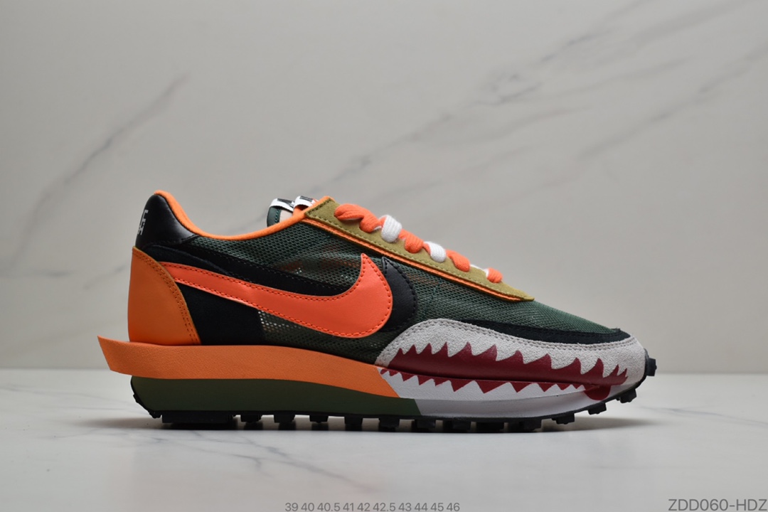 230 鲨鱼 x Sacai x Nike LVD Waffle Daybreak 联名走秀款 双勾Swoosh跑步鞋 BV0073-081