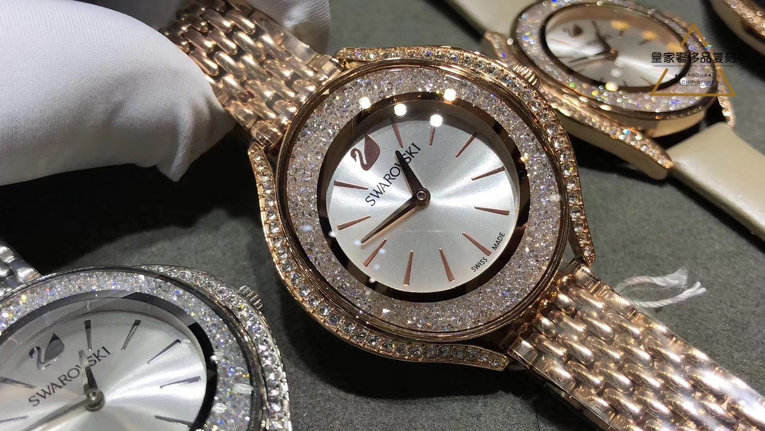 Unknown Swarovski 施华洛世奇 优雅之作 PVD表壳镶有逾1300颗施华洛水晶