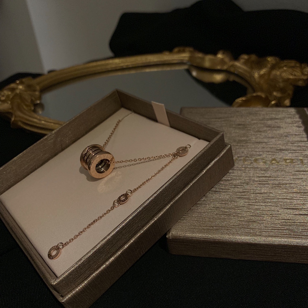 Bulgari-motif necklace - Comprehensive 6