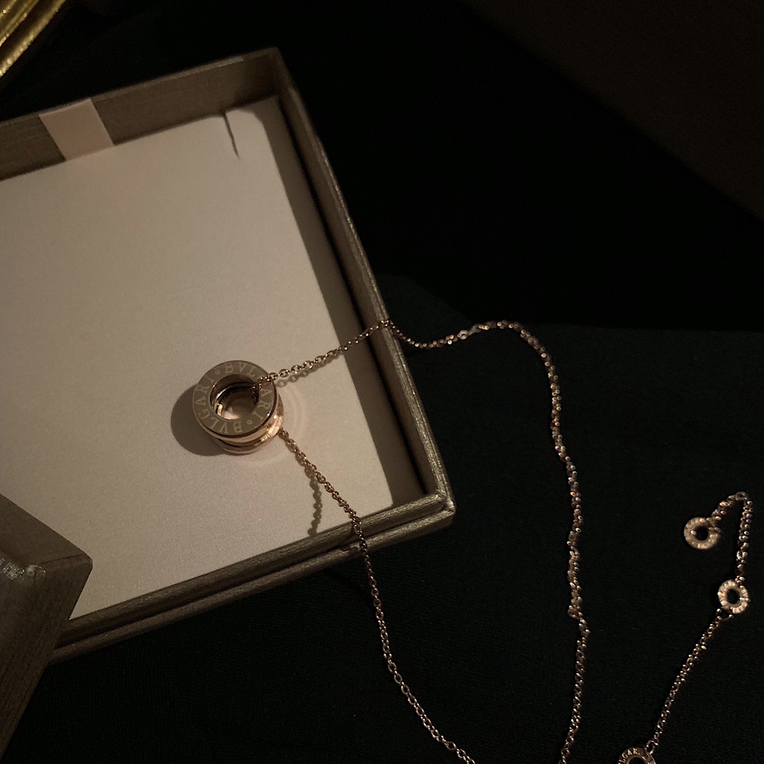 Bulgari-motif necklace - Comprehensive 9