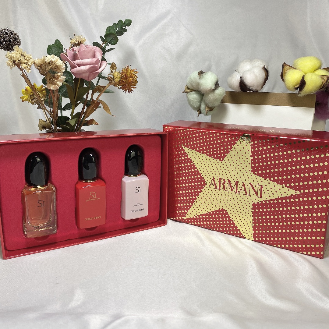 Armani Si Miniature Perfume Set - 3 x 30ml Eau de Parfum Collection 1 i1593703401 6062 0