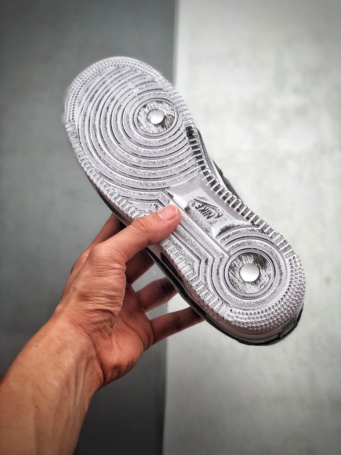180 PEACEMINUSONE X Nike AirForce 1 PMO Para-Noise 涂鸦小雏菊权志龙 AQ3692-001