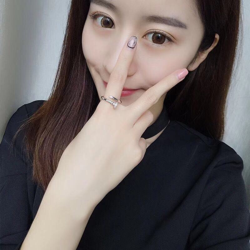 NO:101905,Luxury Car Diamond Nail Ring Super beautiful one is not as good as action. Exquisite design, generous, unique and cute. The agile shines on your fingertips. The design is not exaggerated and touching but not fades. 5/6/7/8/9 US code, Cartier ring, cartier, ring19860909奢侈卡家Car镶钻钉子戒指 超美的一款心动不如行动 设计精美 大方 独到可爱 灵动的闪耀在指尖行走 不夸张的设计动人心弦 不过敏不褪色 5/6/7/8/9美码,卡地亚戒指,cartier,ring,Jewelry