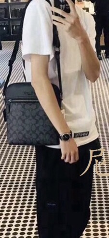 Coach 黑色73336单肩斜挎包