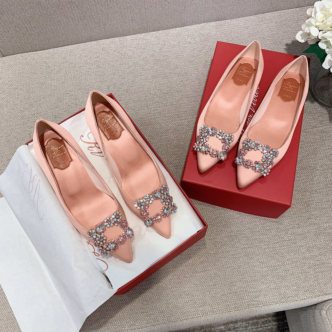 Roger Vivier Flower Strass Collection de strass floraux, boucle carrée éclatante ornée de cristaux en forme de fleur, premier choix pour chaussures de mariage, soie importée, argent scintillant, tissu