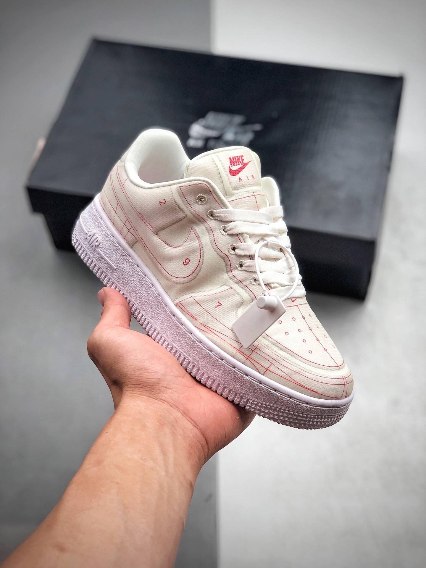 150 Nike Air Force 1 LX 空军一号低帮休闲板鞋 Cl3445-100