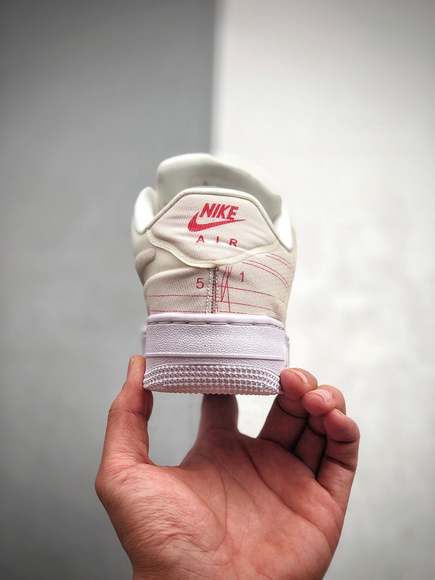 150 Nike Air Force 1 LX 空军一号低帮休闲板鞋 Cl3445-100