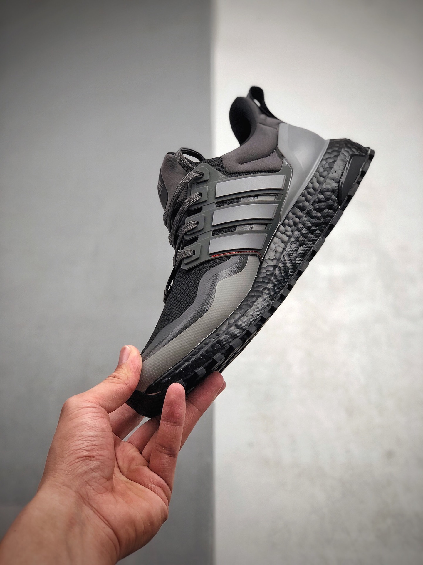 200  阿迪达斯 Adidas Ultra Boost All Terrain UB超弹力爆米花中底休闲跑步鞋