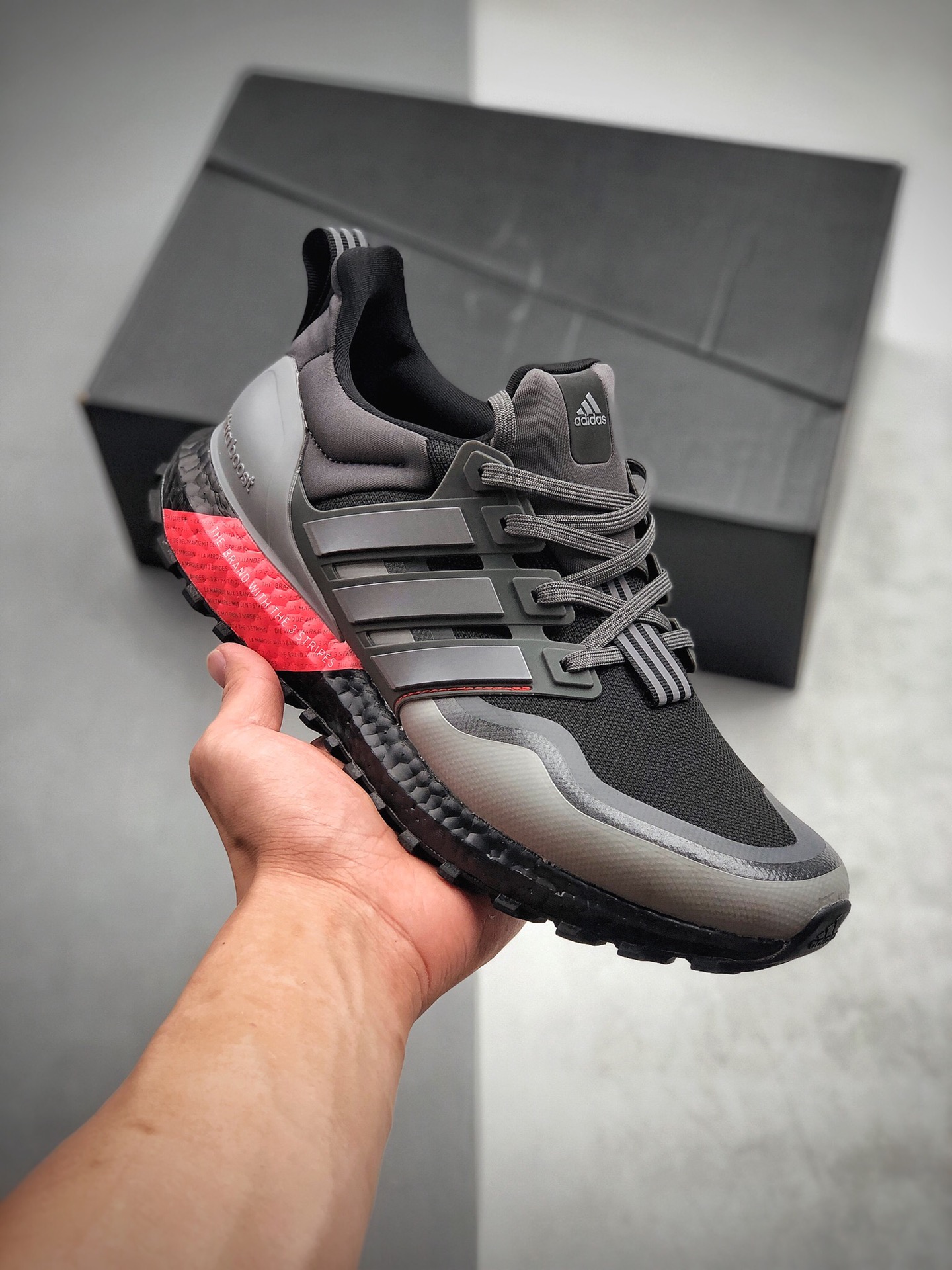 200  阿迪达斯 Adidas Ultra Boost All Terrain UB超弹力爆米花中底休闲跑步鞋