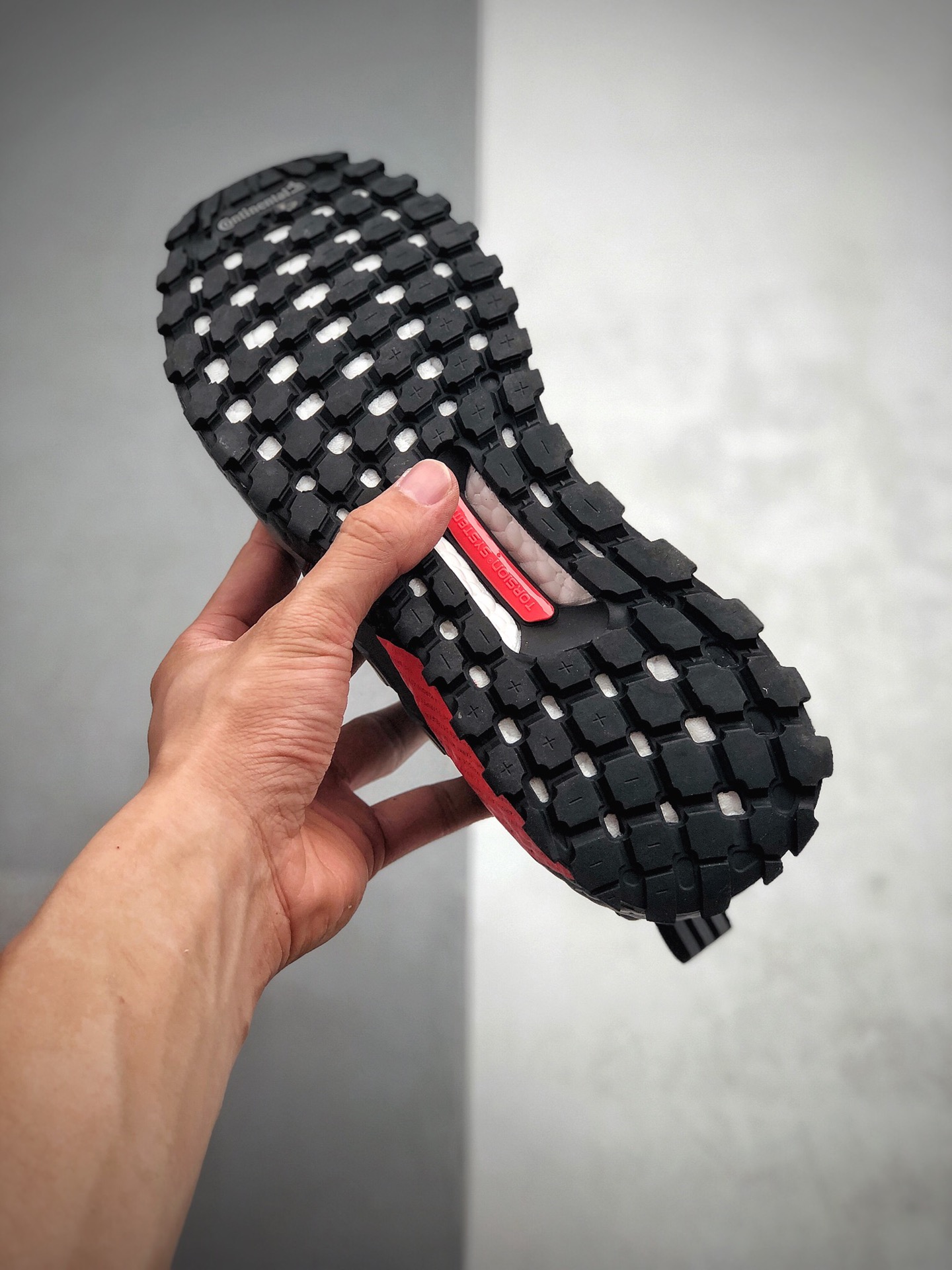 200  阿迪达斯 Adidas Ultra Boost All Terrain UB超弹力爆米花中底休闲跑步鞋